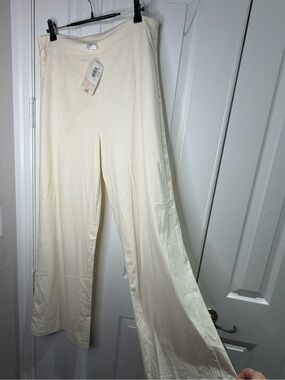 Amarelle NWT Ivory Wide Leg Resort Beach Pants L $135